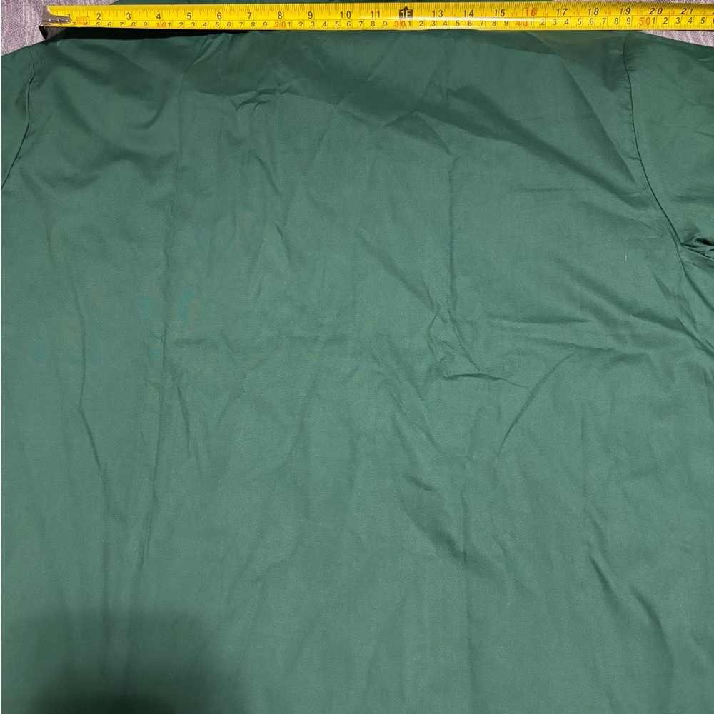Green and Gold Embroidered Men's Dashiki Set - Picture 7 of 11